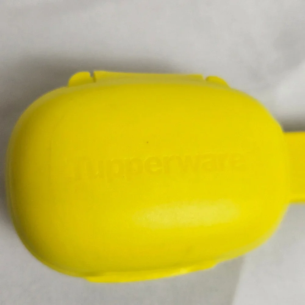 Tupperware On The Go Cutlery Set Plastic Fork Knife Carrying Case Yellow 7323A-3